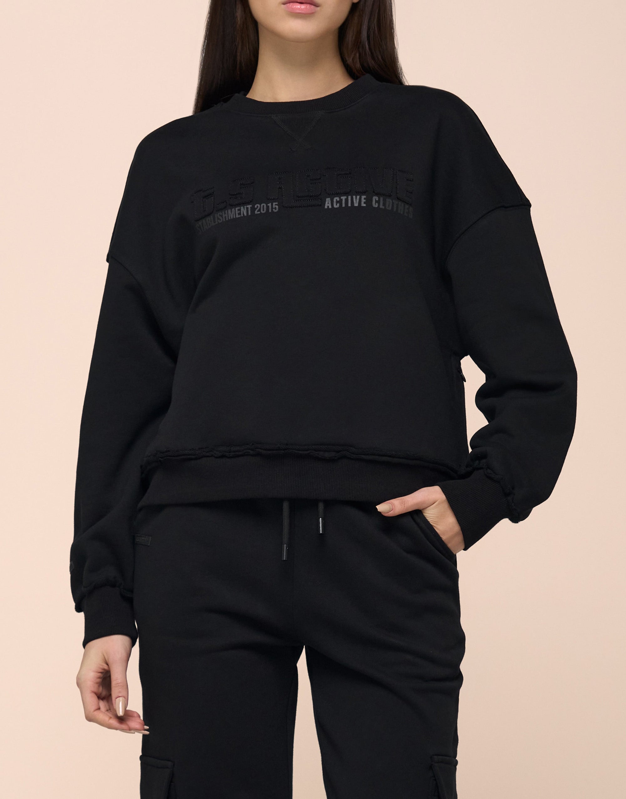COLUMBIA BLACK HOODIE