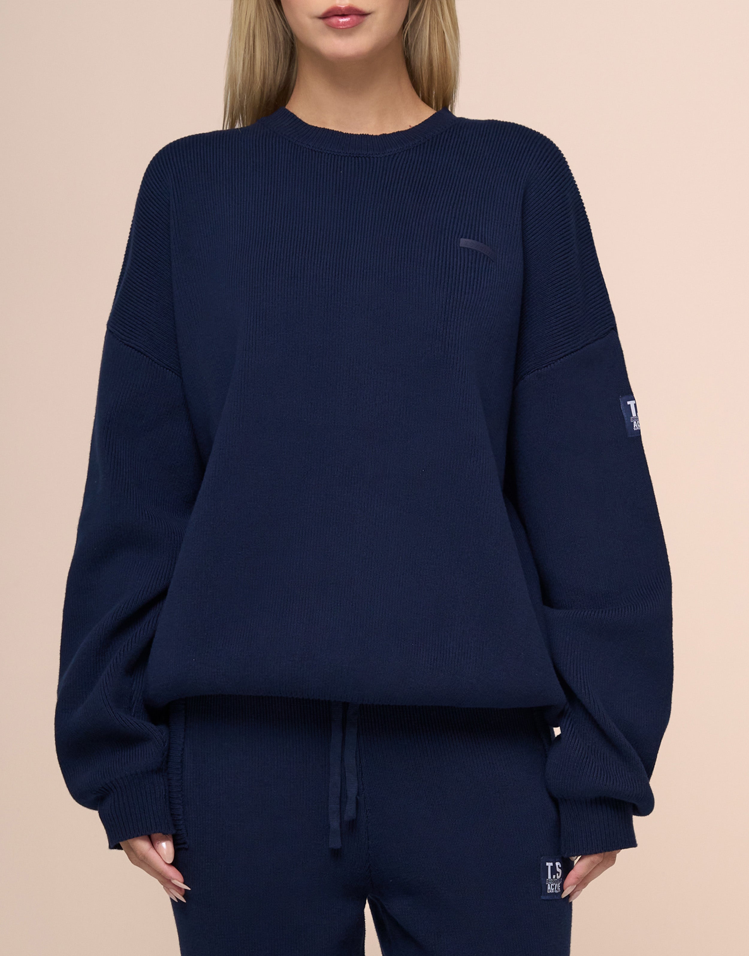 KNITTED NAVY HOODIE