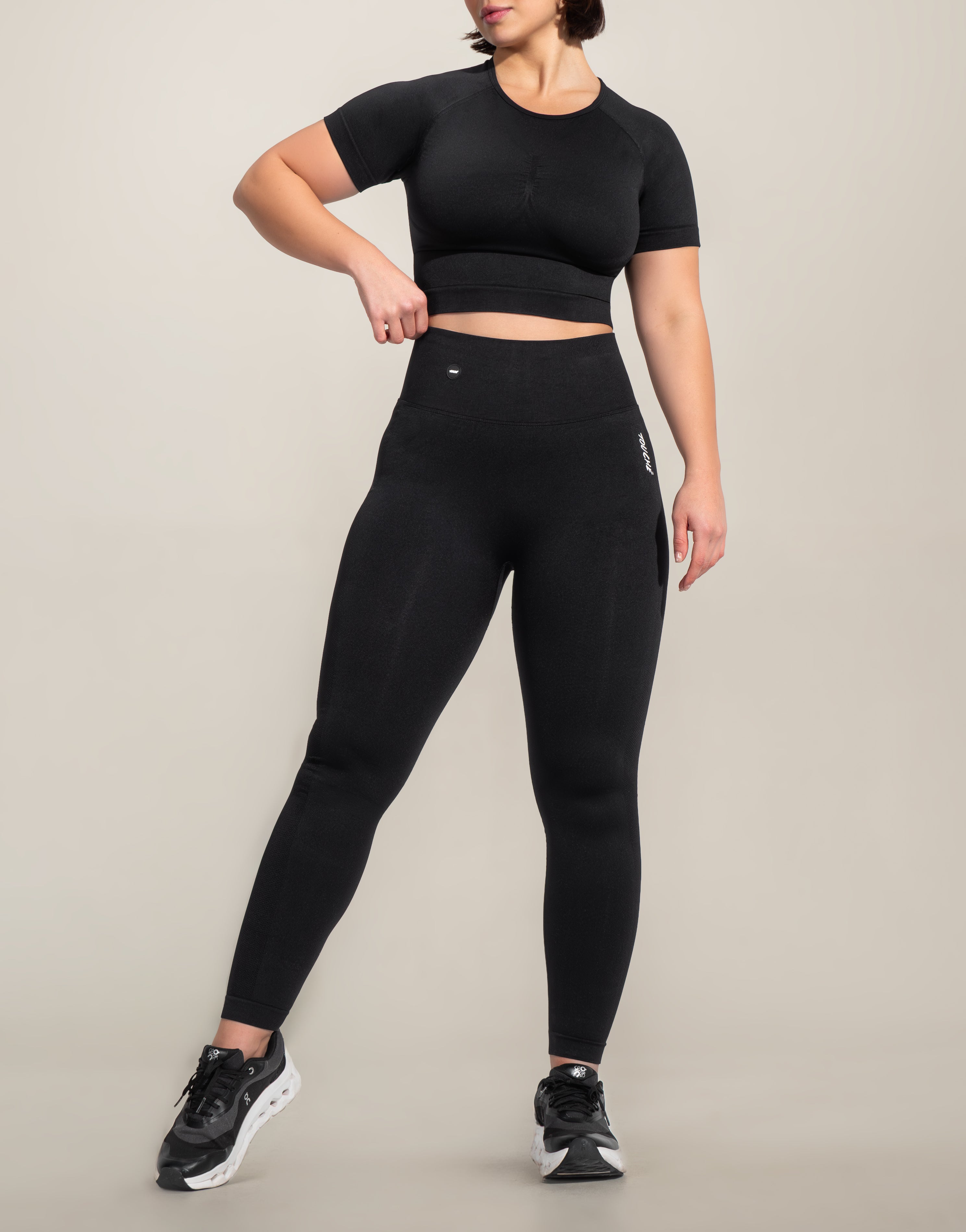 ENDURE BLACK TOP SEAMLESS
