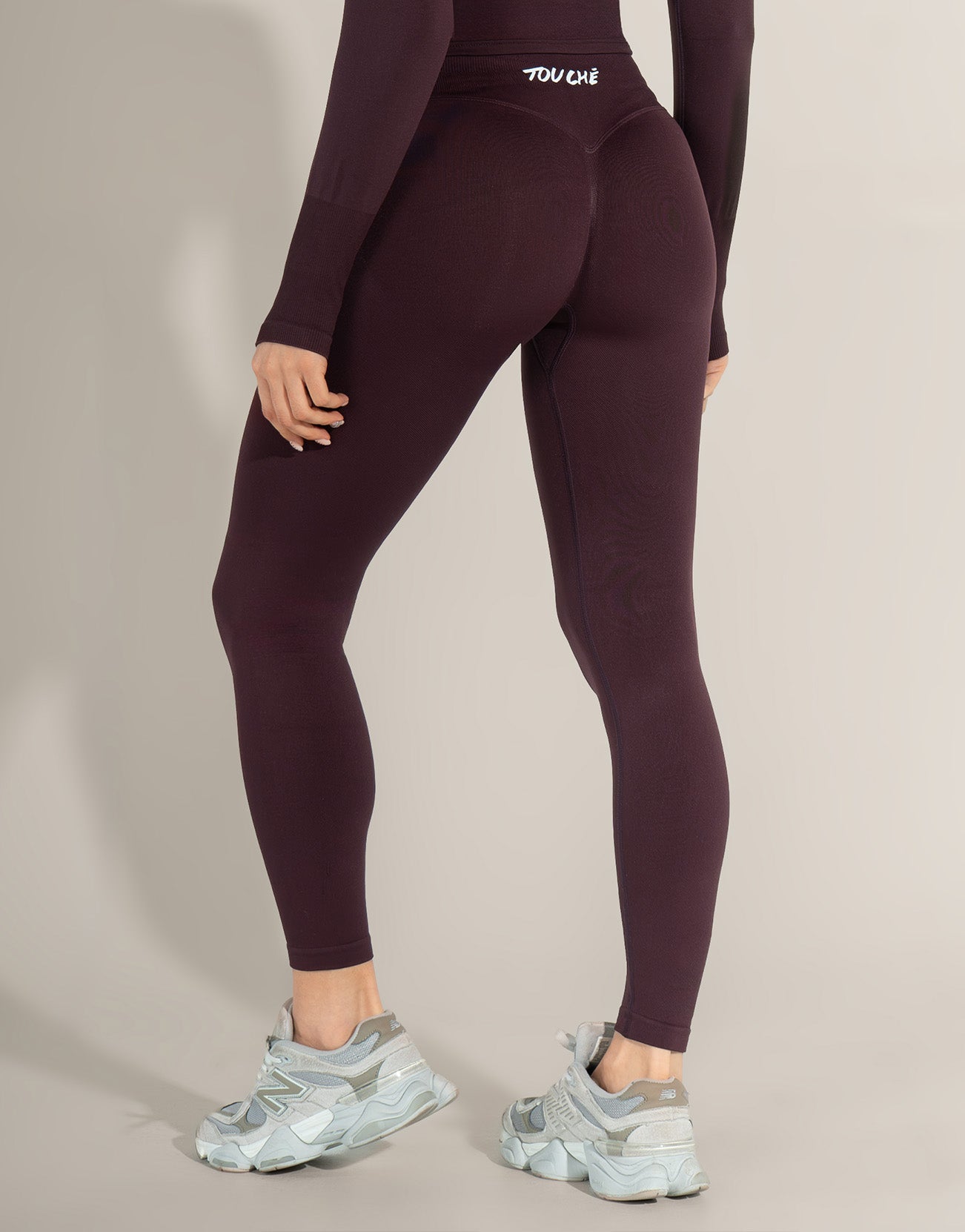 SPARK BURGUNDY SEAMLESS