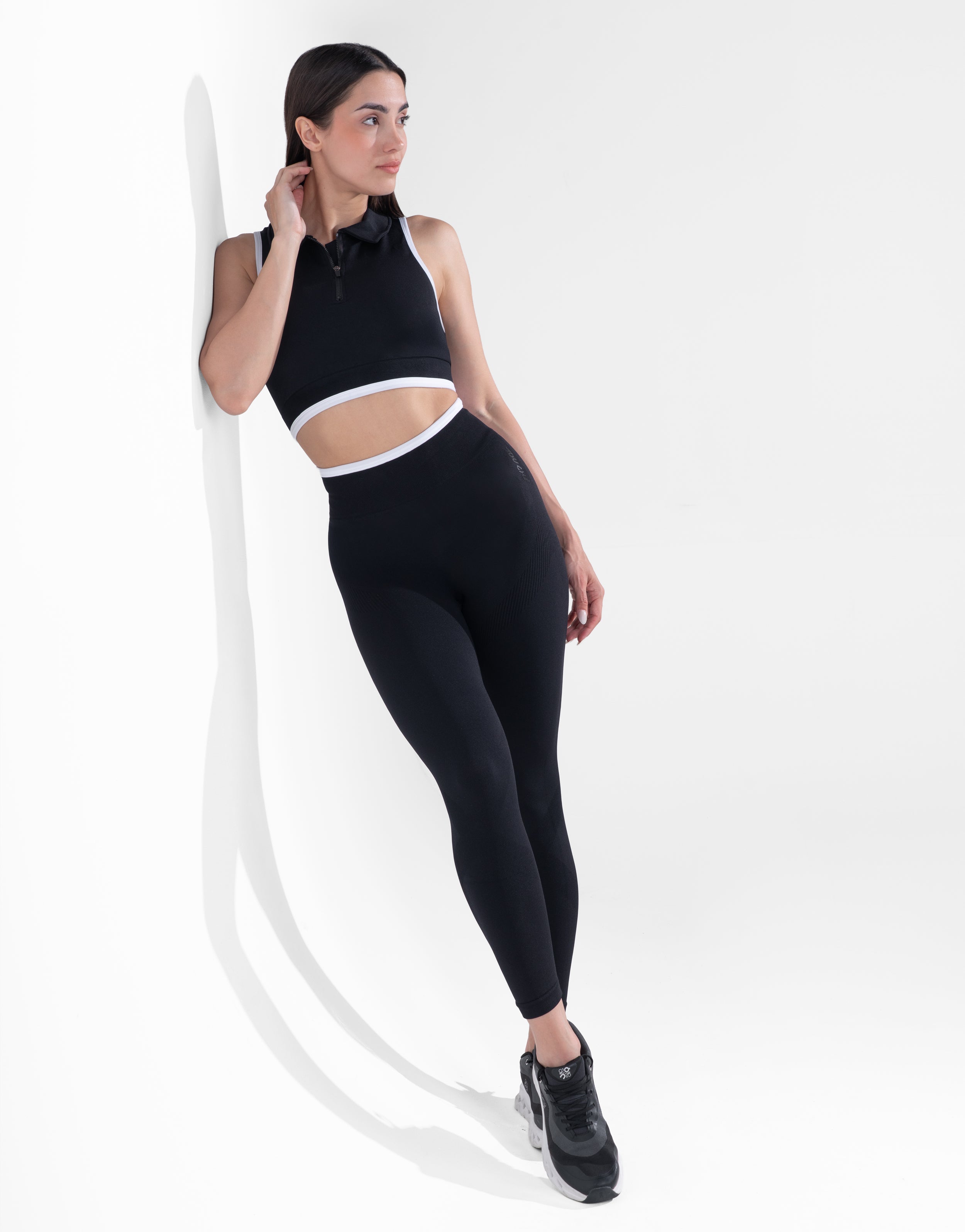 CHIC BLACK SEAMLESS