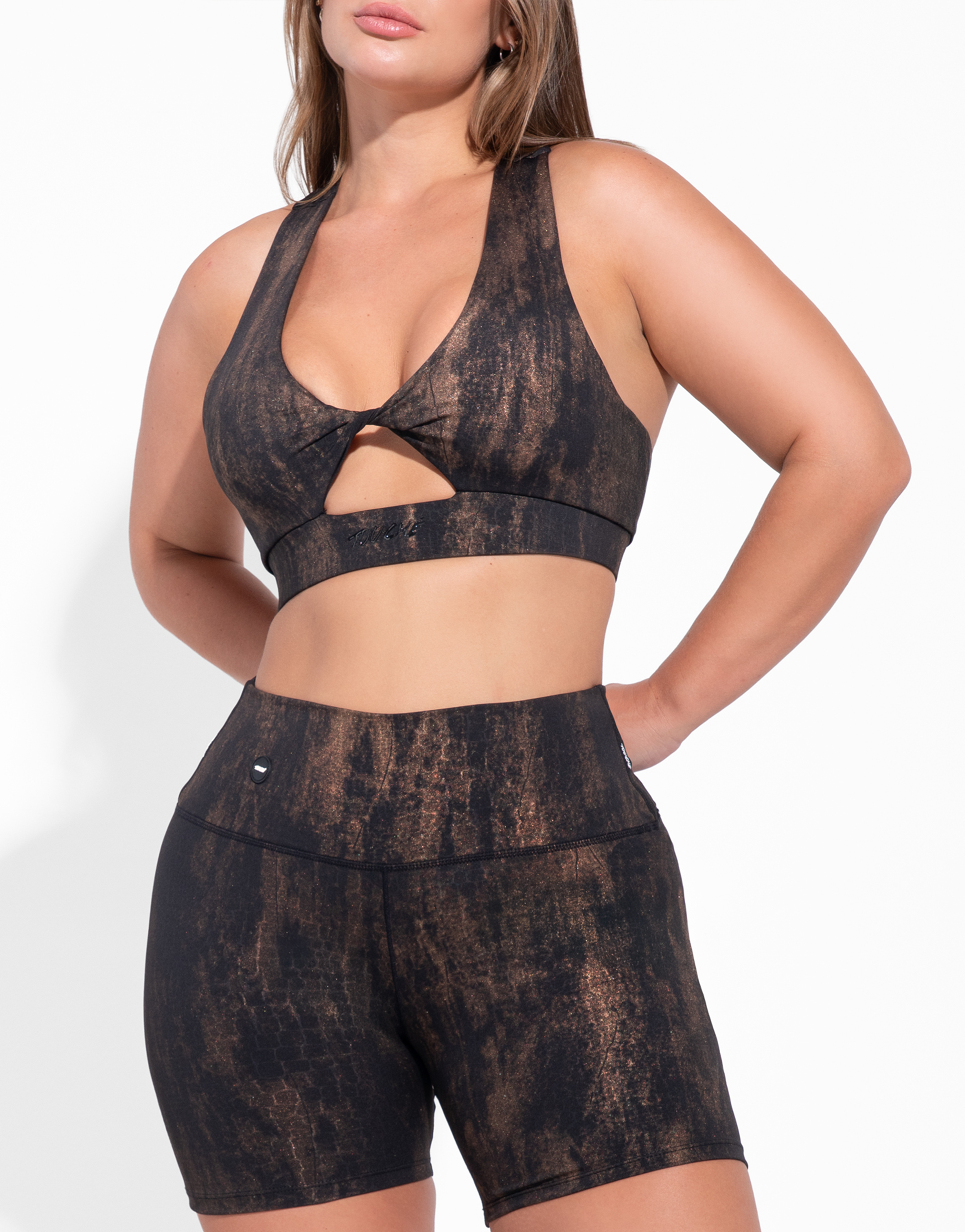 DARK COCODRILE TOP