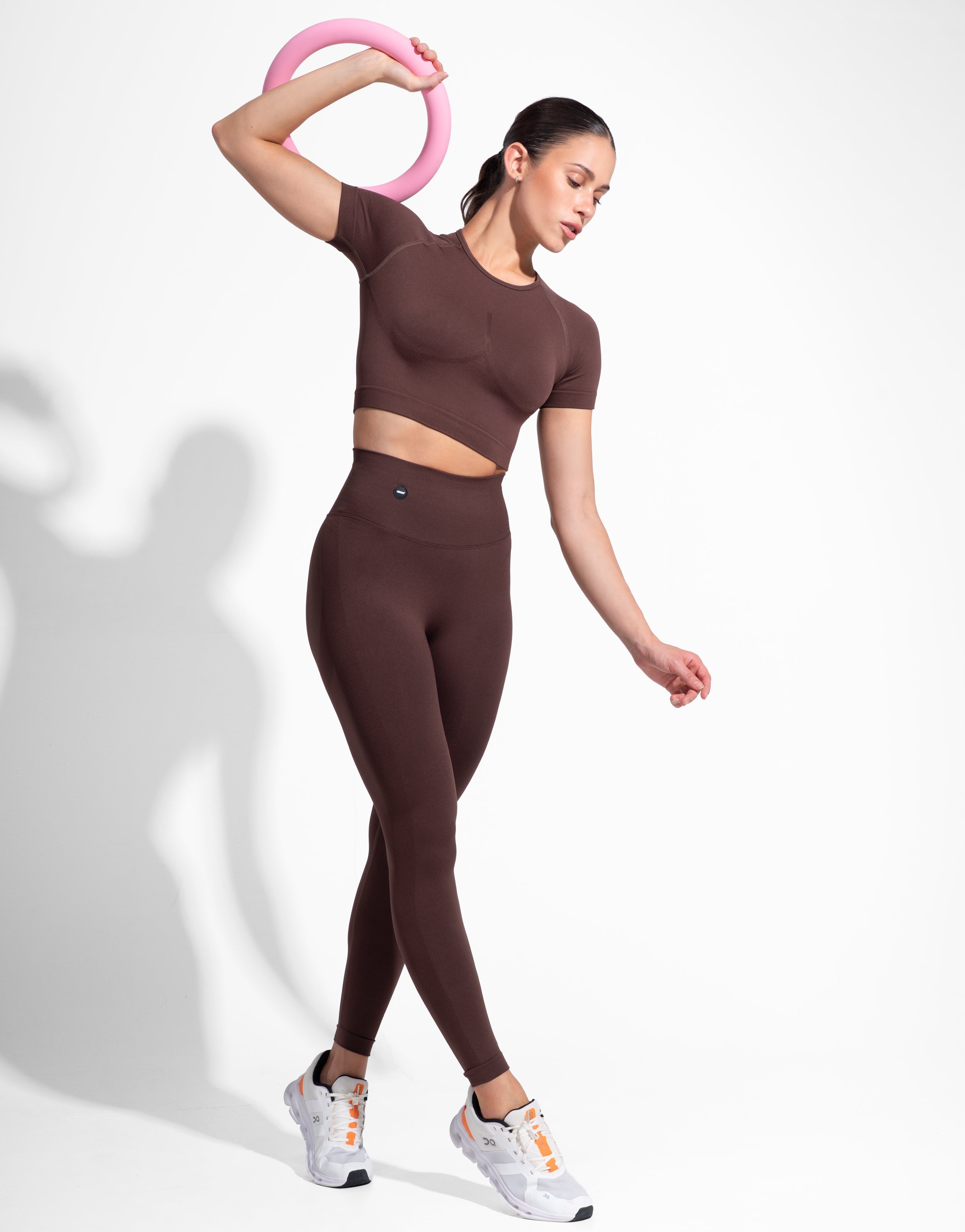 ENDURE MOCHA TOP SEAMLESS