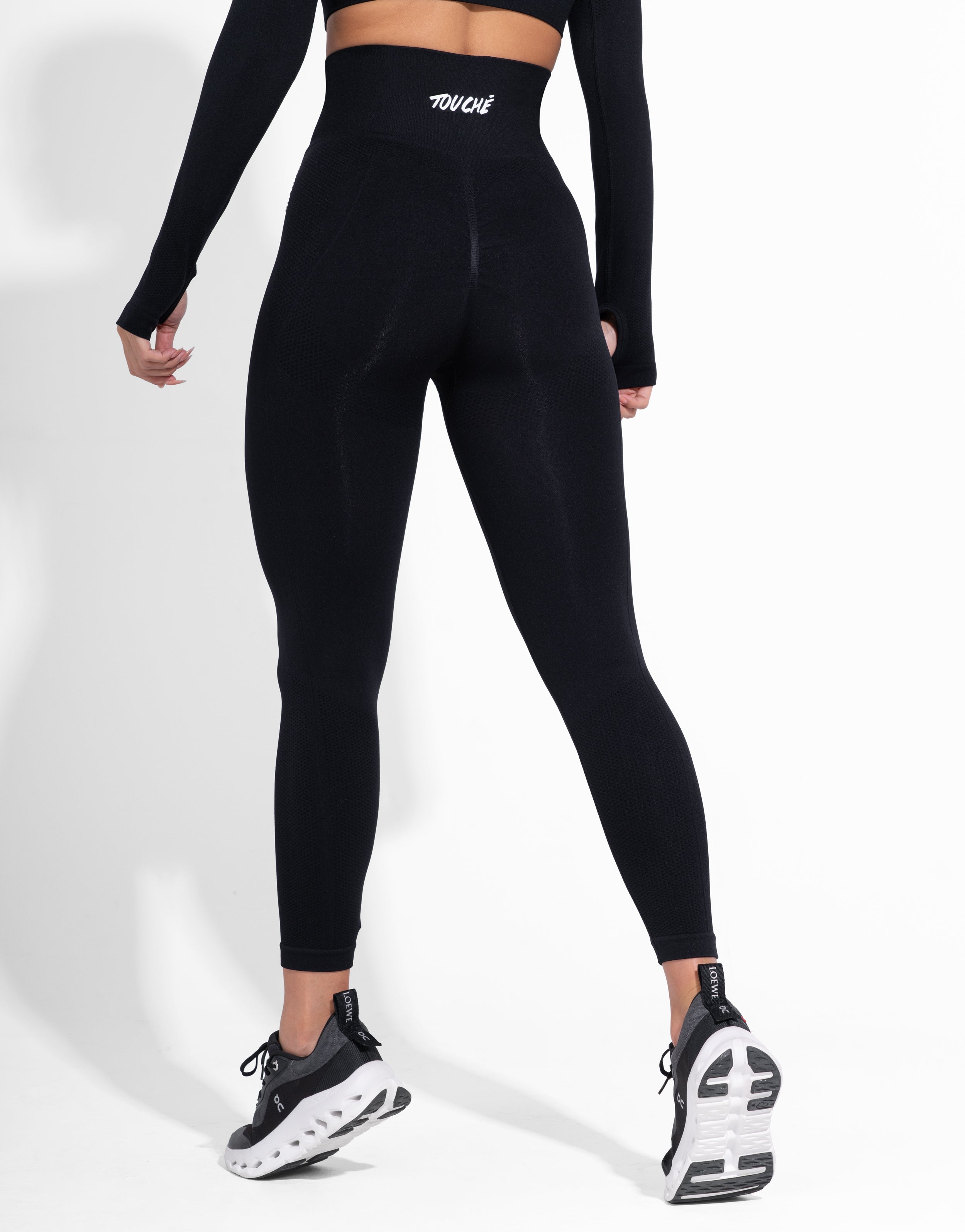 FIT BLACK SEAMLESS