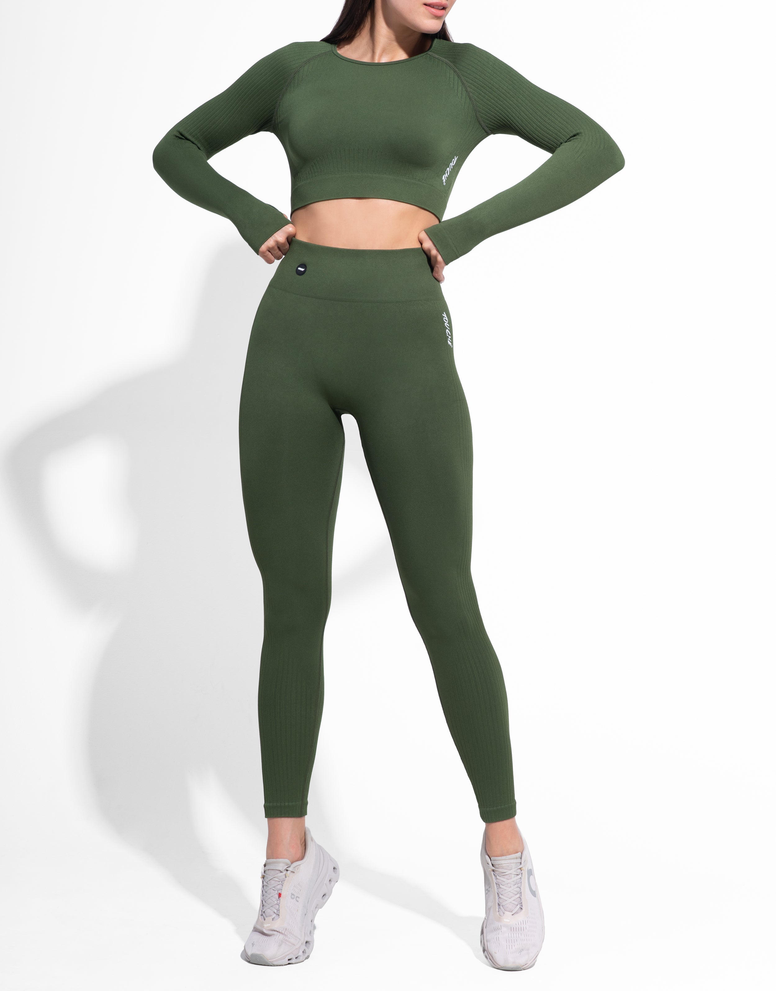 MOTION OLIVE TOP SEAMLESS