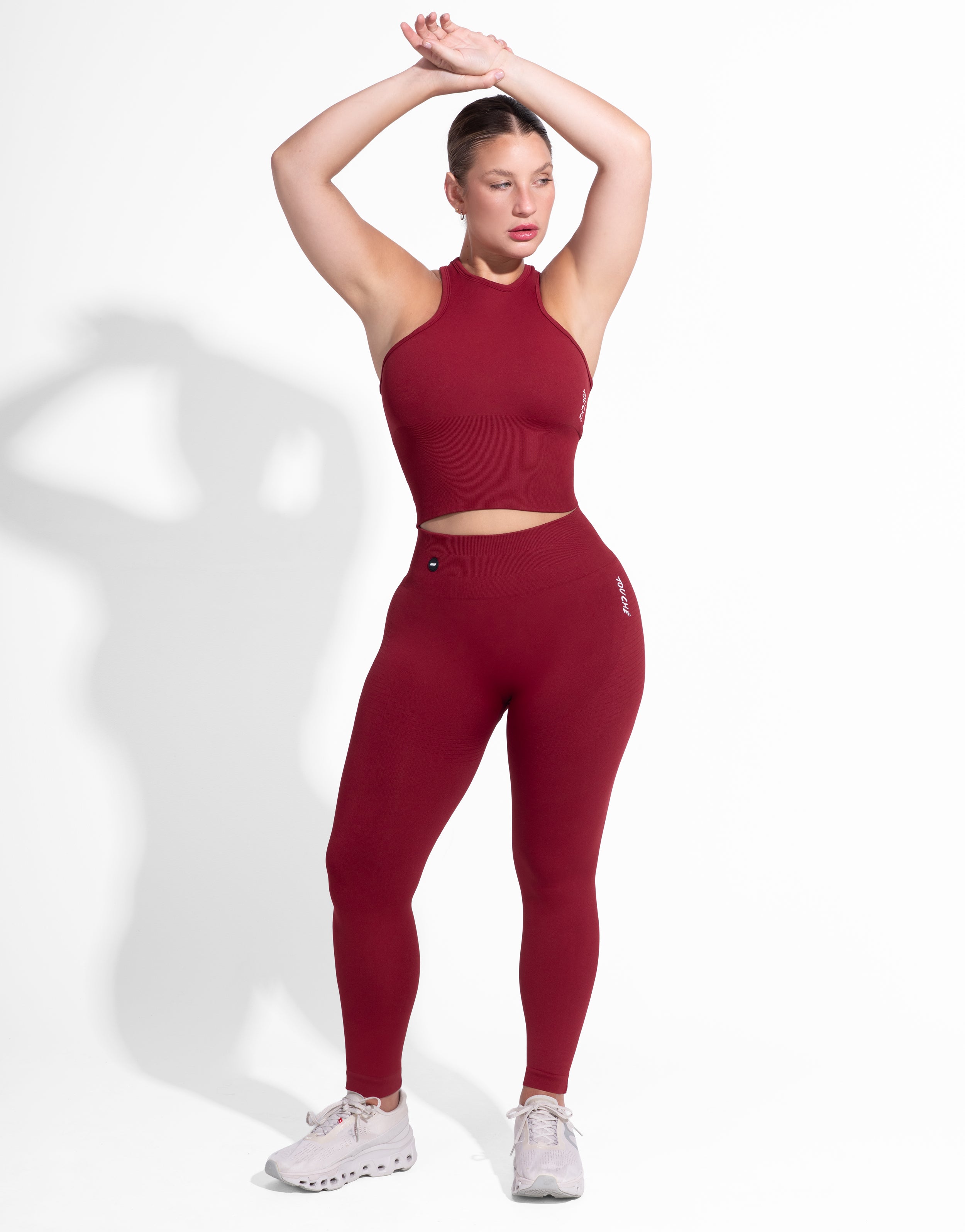 BASIC BURGUNDY TOP SEAMLESS