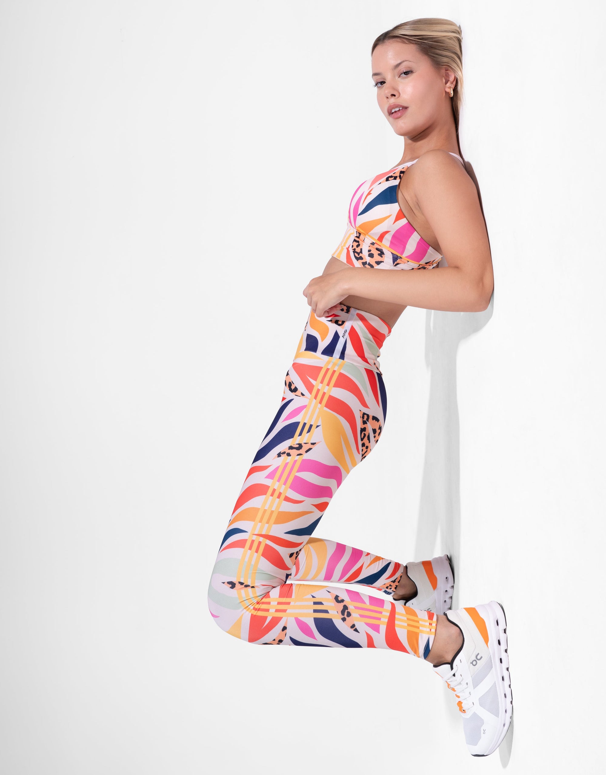 PASTEL ZEBRA TOP