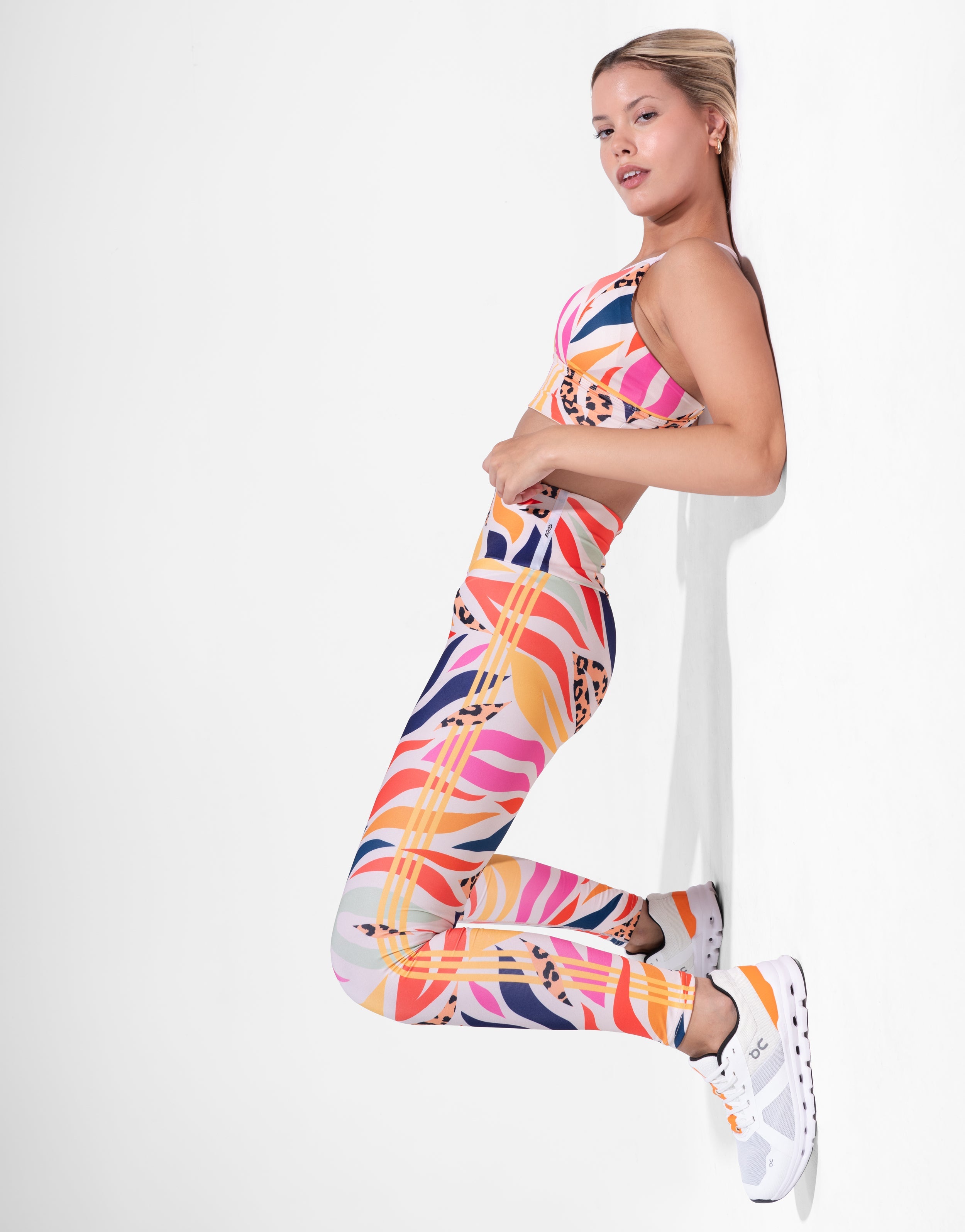 PASTEL ZEBRA TOP