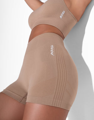 RUNNER BEIGE SHORT SEAMLESS