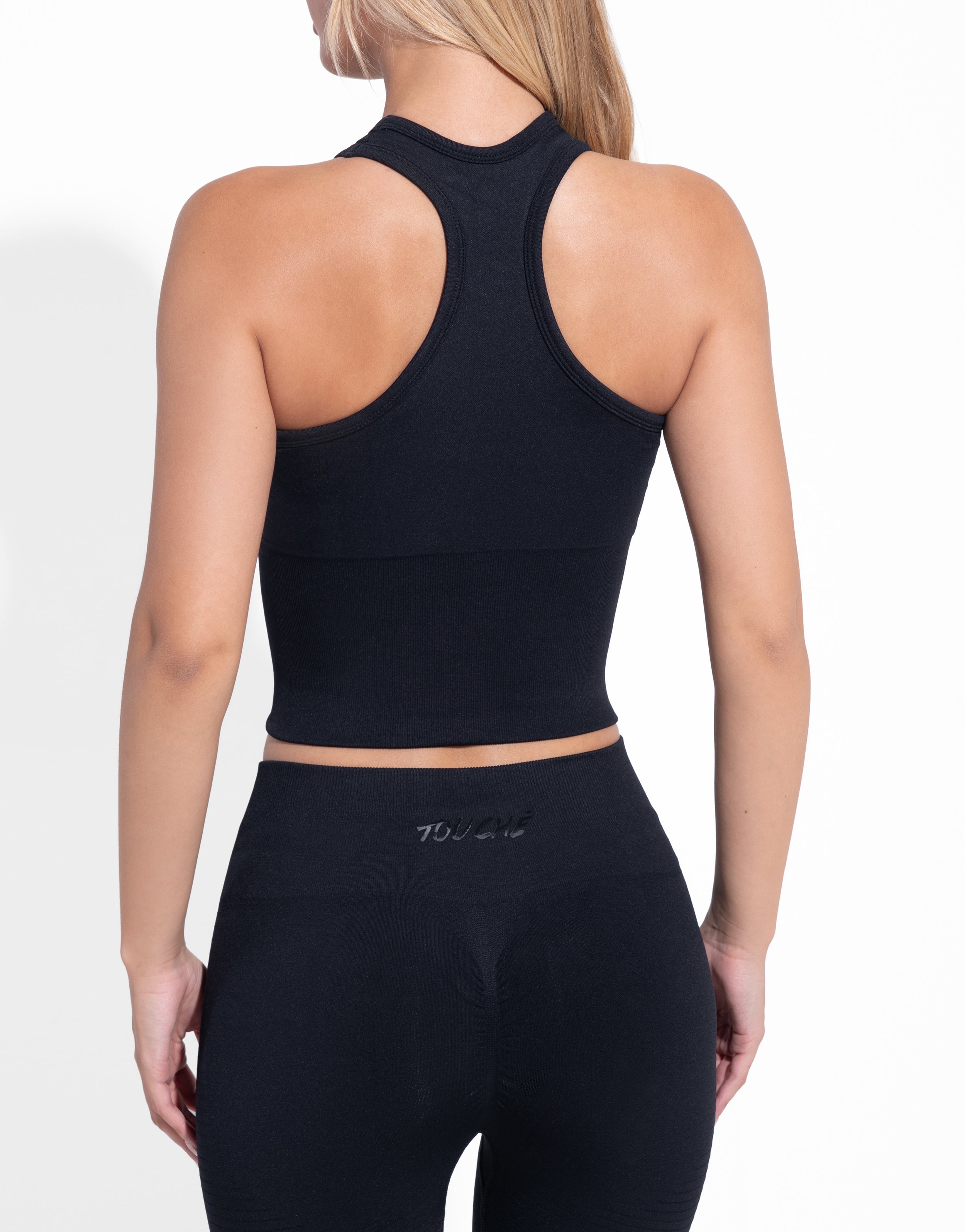 BASIC BLACK TOP SEAMLESS