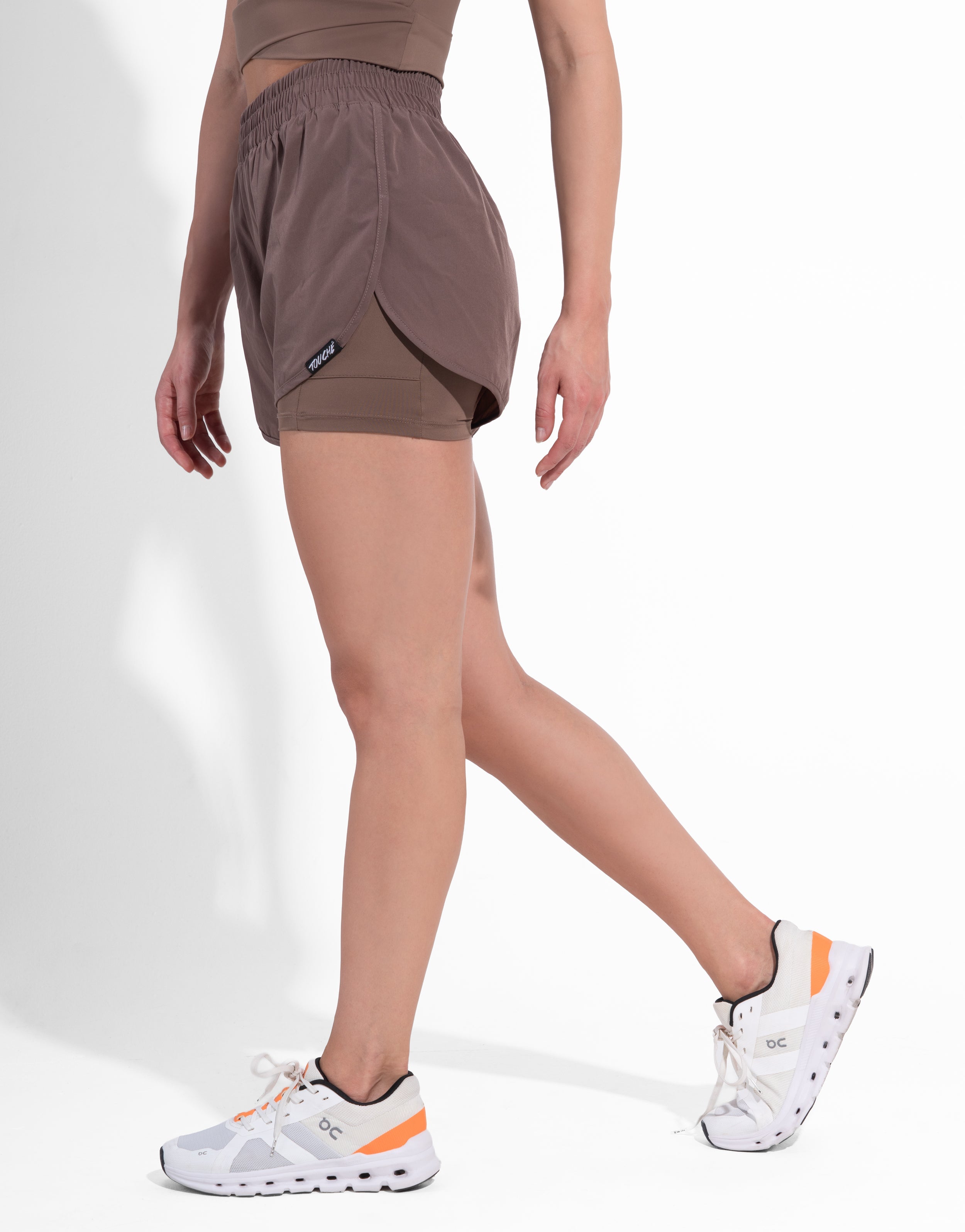 RUNNING MOCHA SHORT
