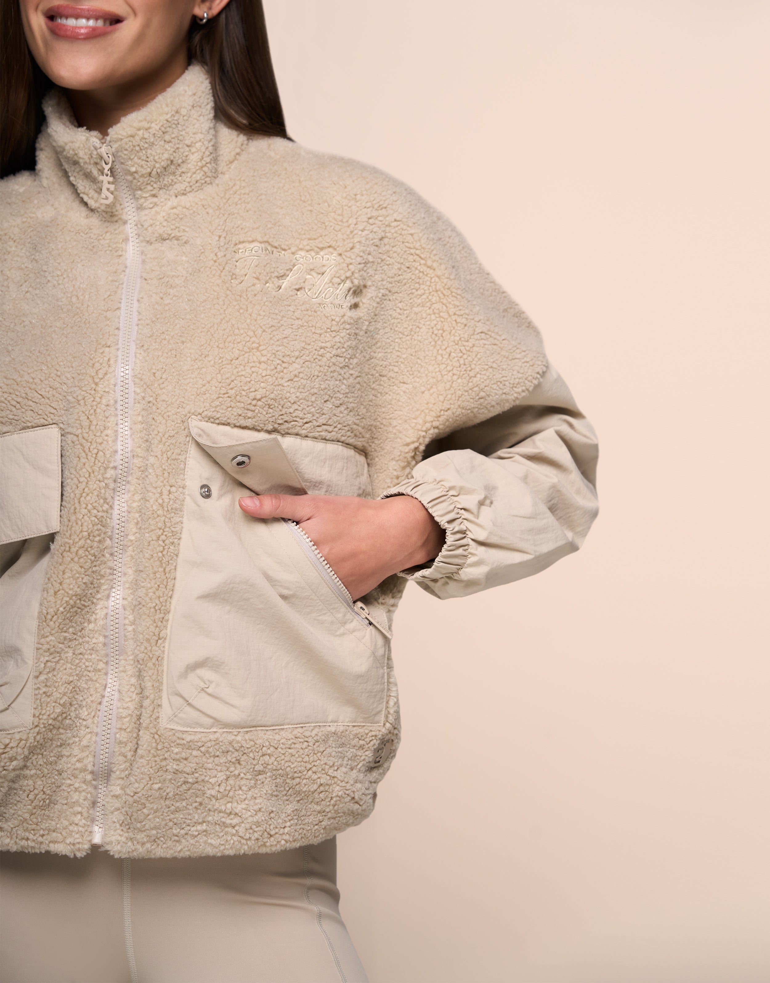 ALASKA BEIGE JACKET