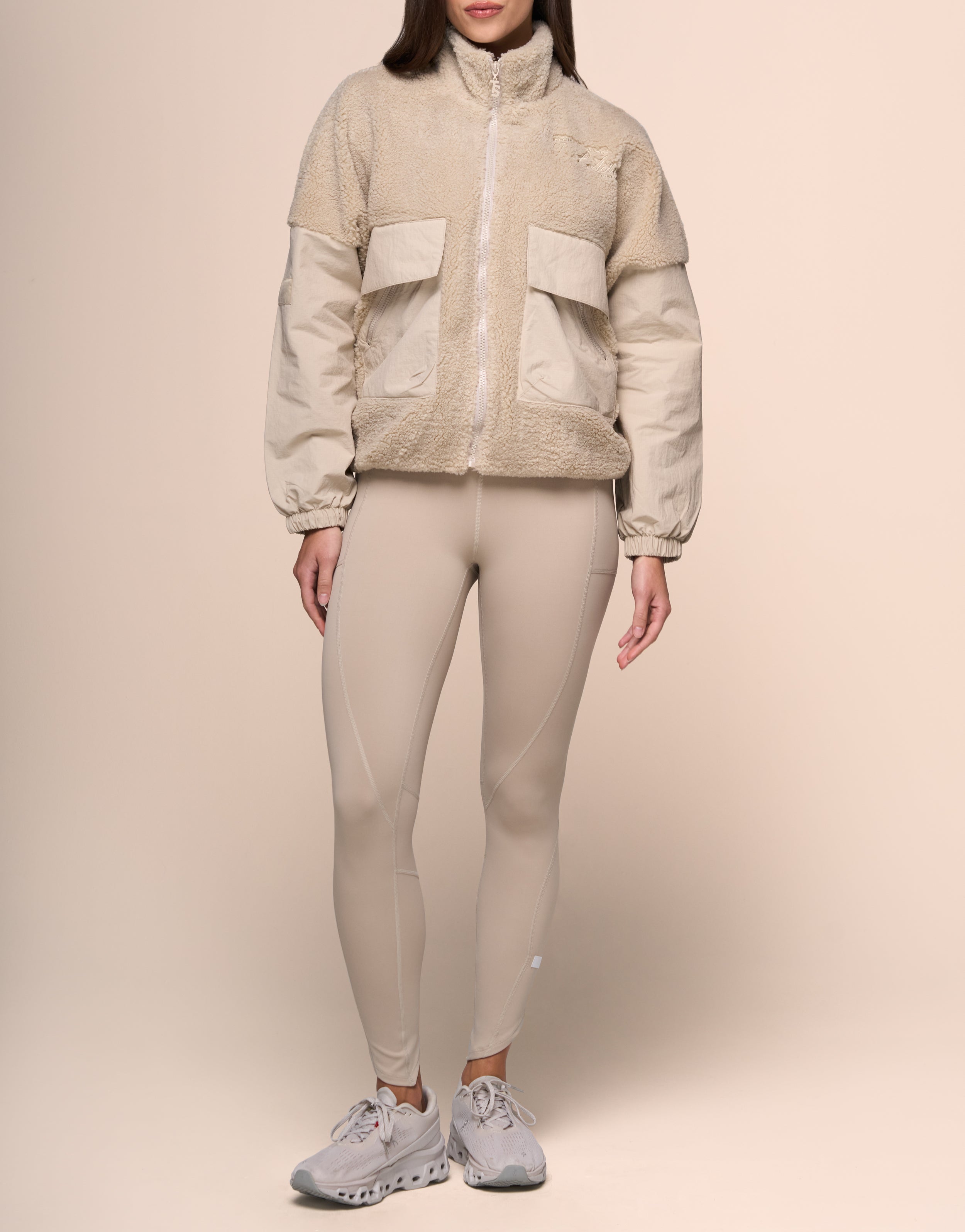 ALASKA BEIGE LEGGING