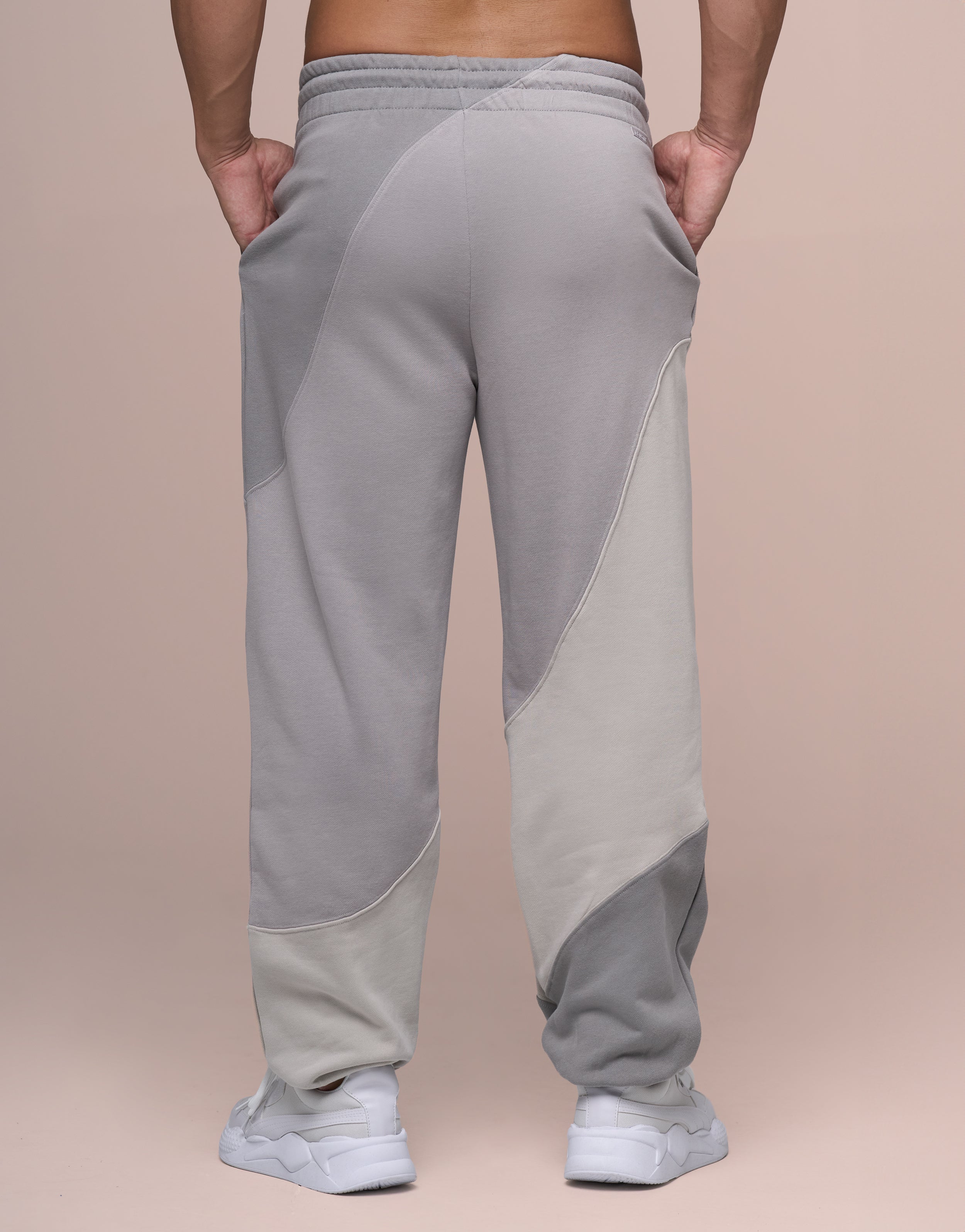 CLOUD GREY JOGGER
