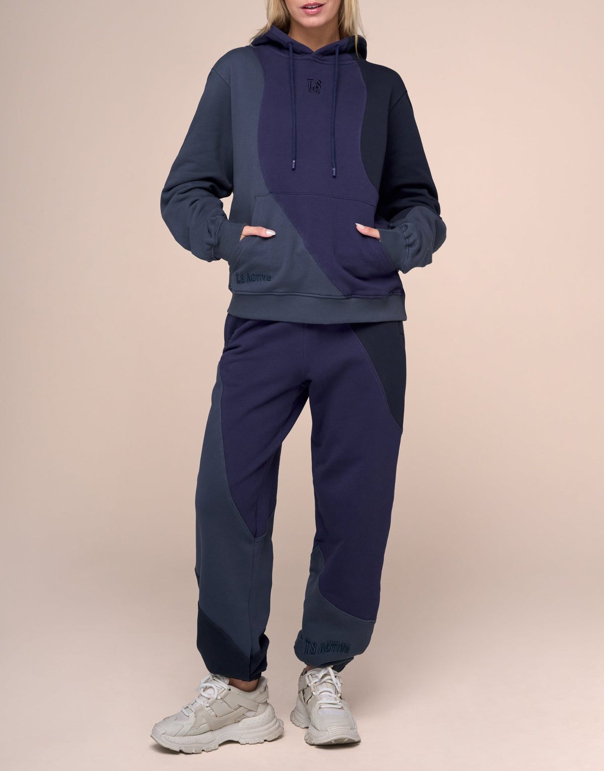 CLOUD NAVY JOGGER