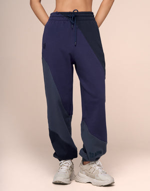 CLOUD NAVY JOGGER