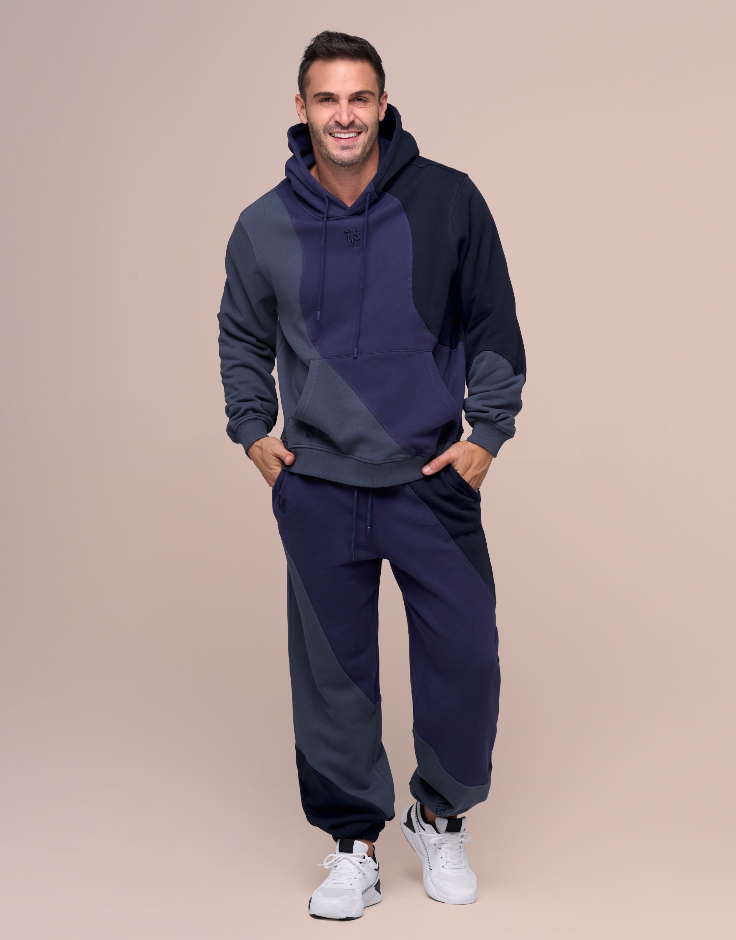 CLOUD NAVY HOODIE