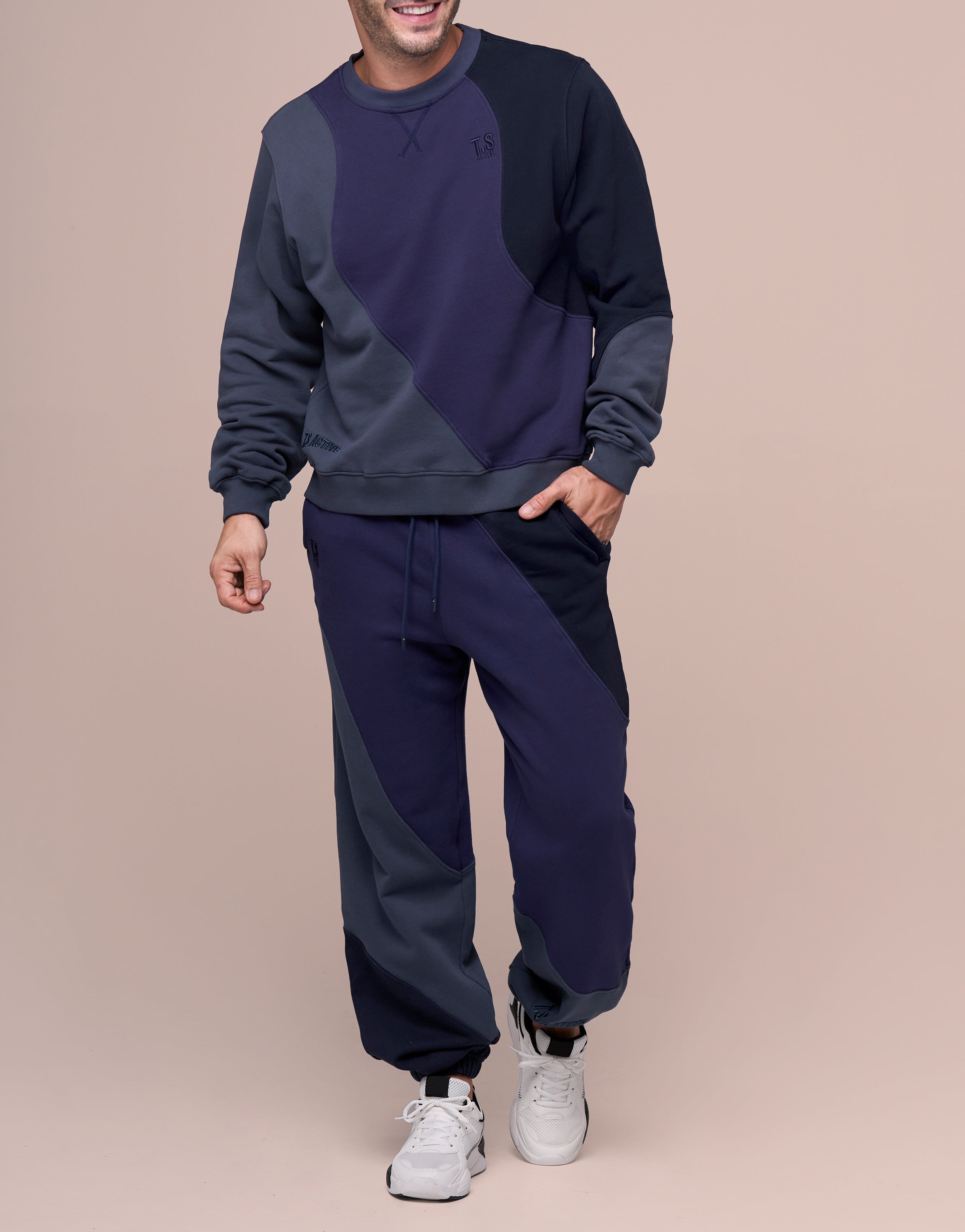 CLOUD NAVY JOGGER