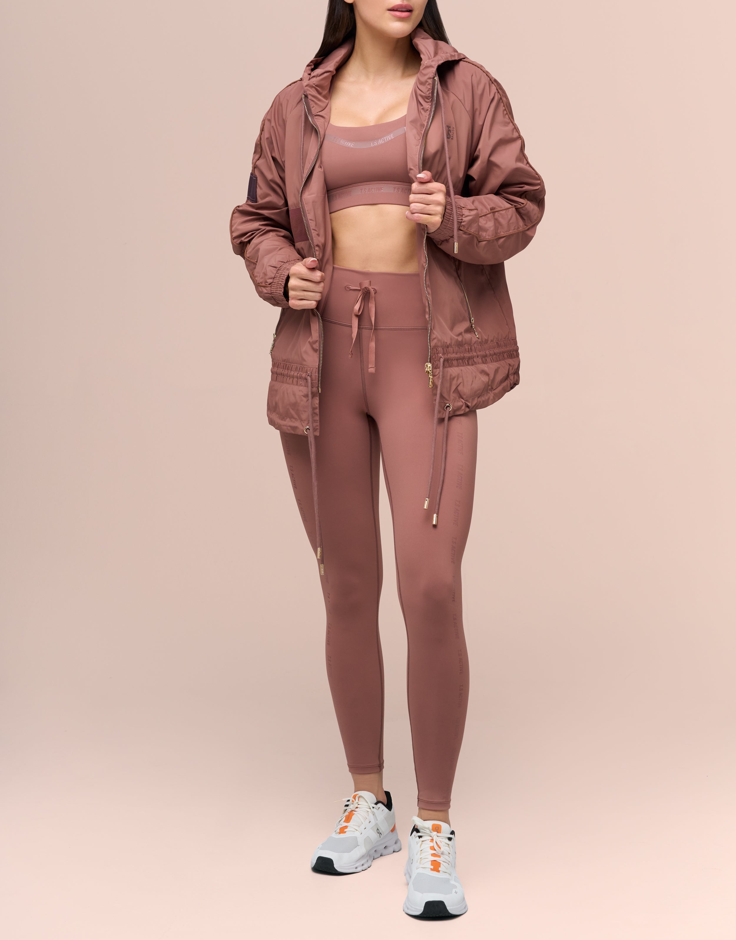 HOME RUN MOCHA WINDBREAK