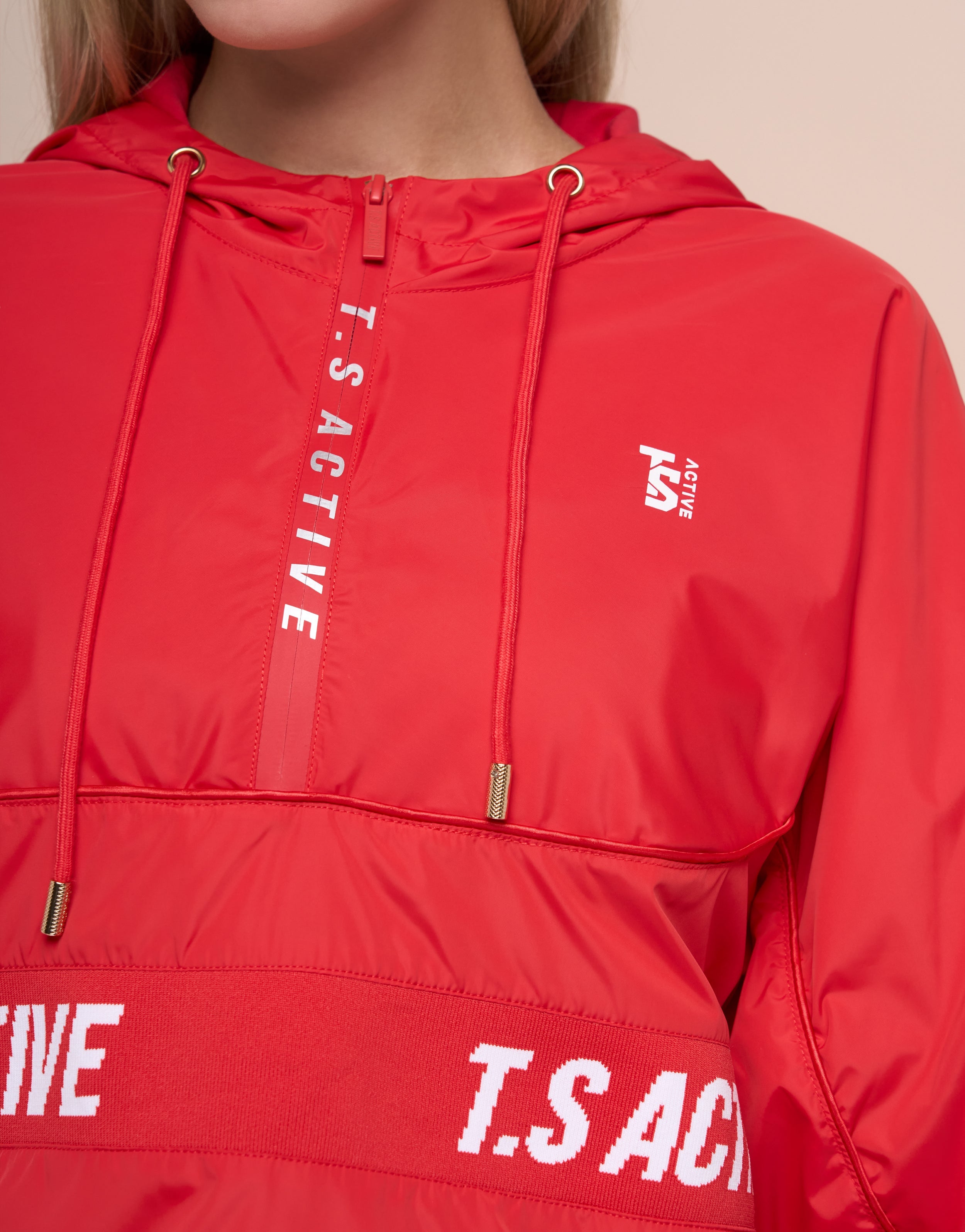 INDY RED WINDBREAK