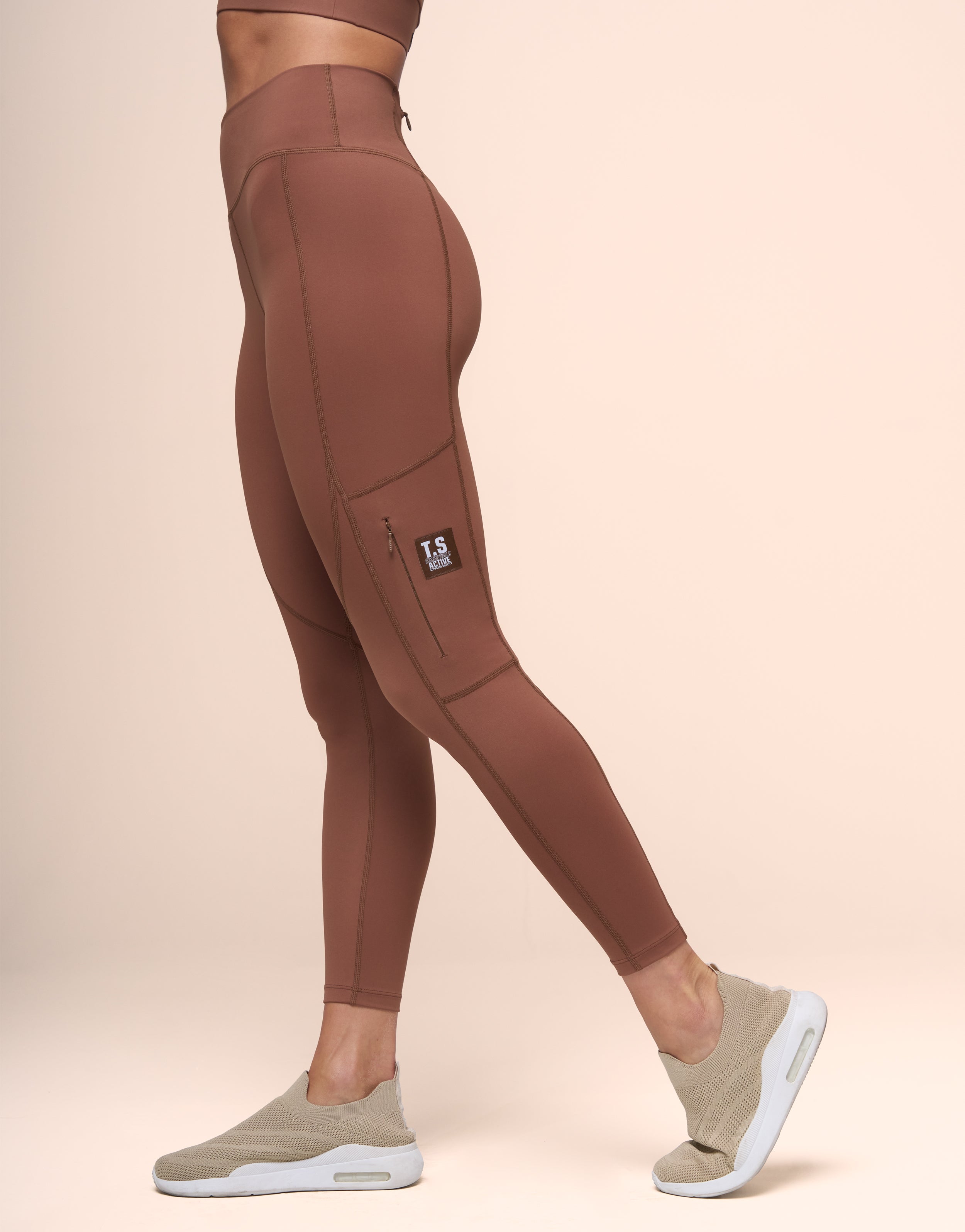 KNITTED MOCHA LEGGING