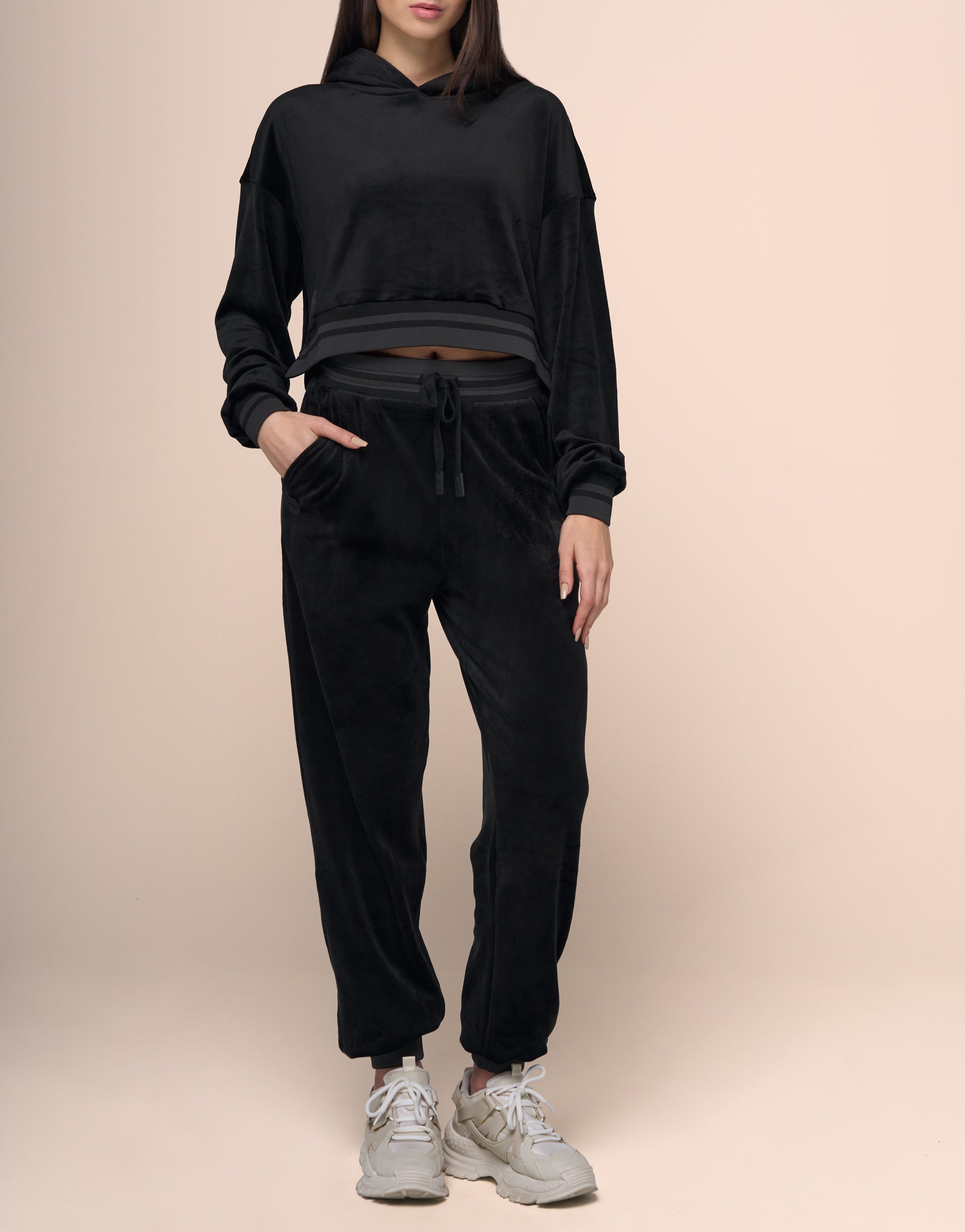LEGEND BLACK JOGGER