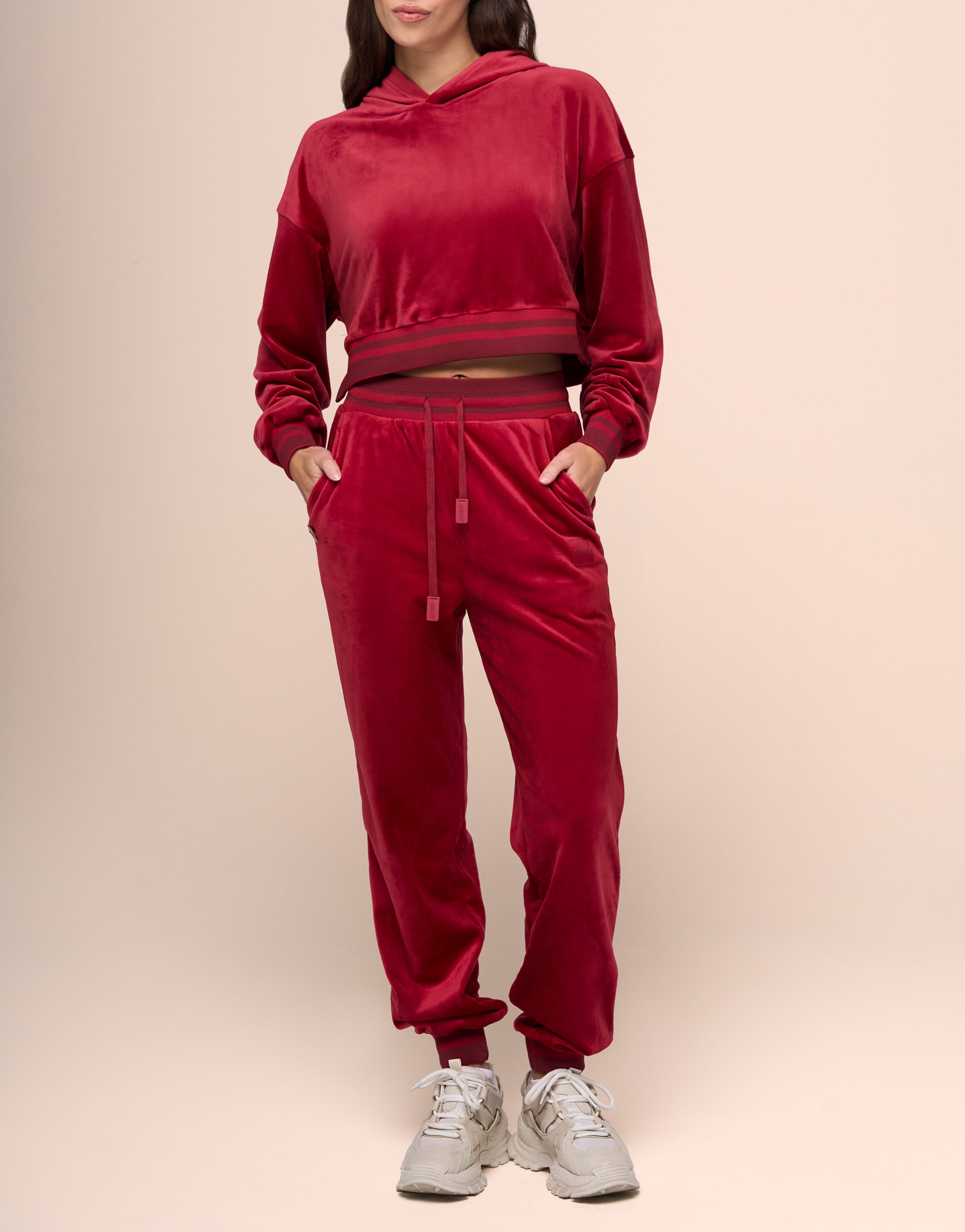 LEGEND RED JOGGER