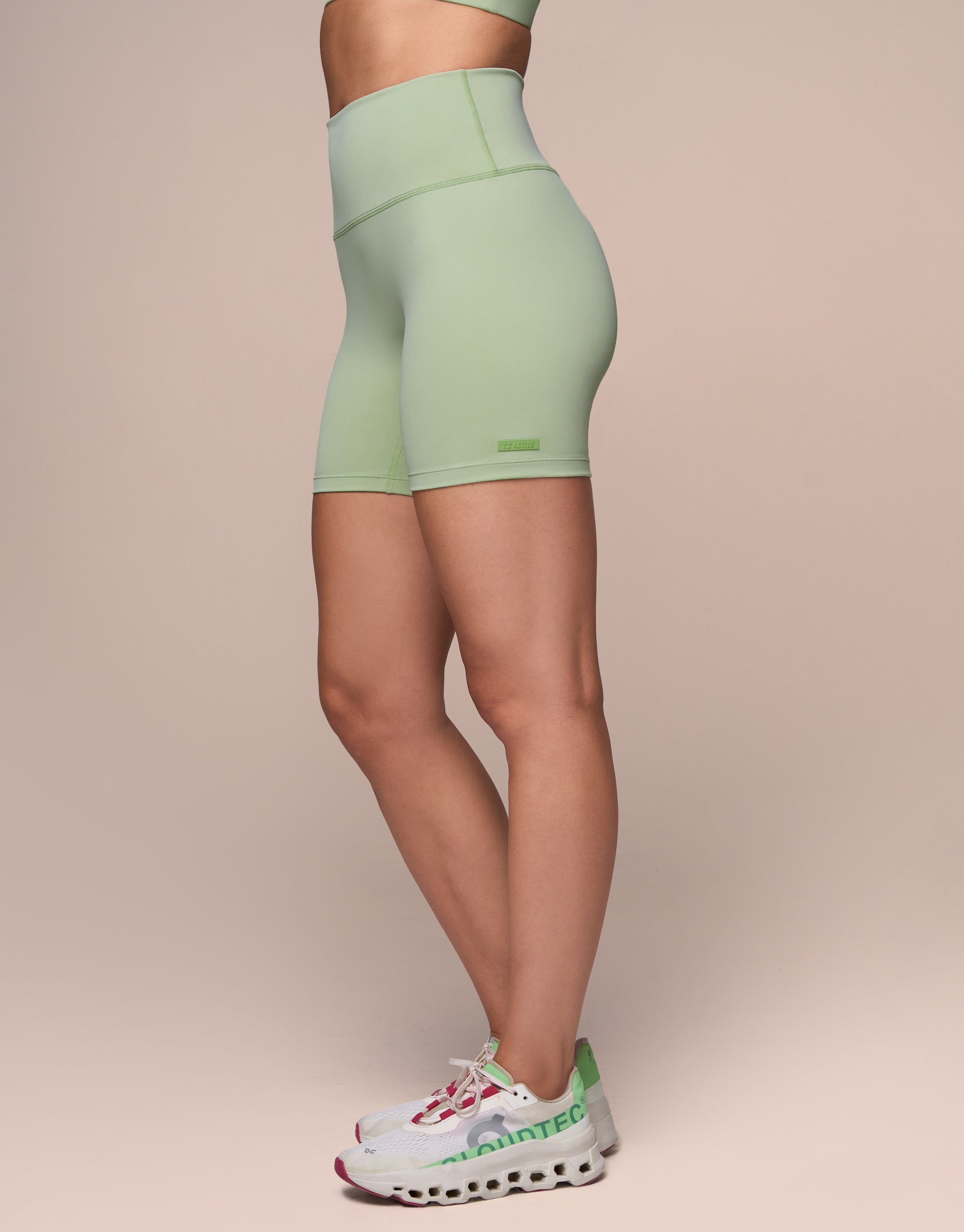 SPICY MINT SHORT