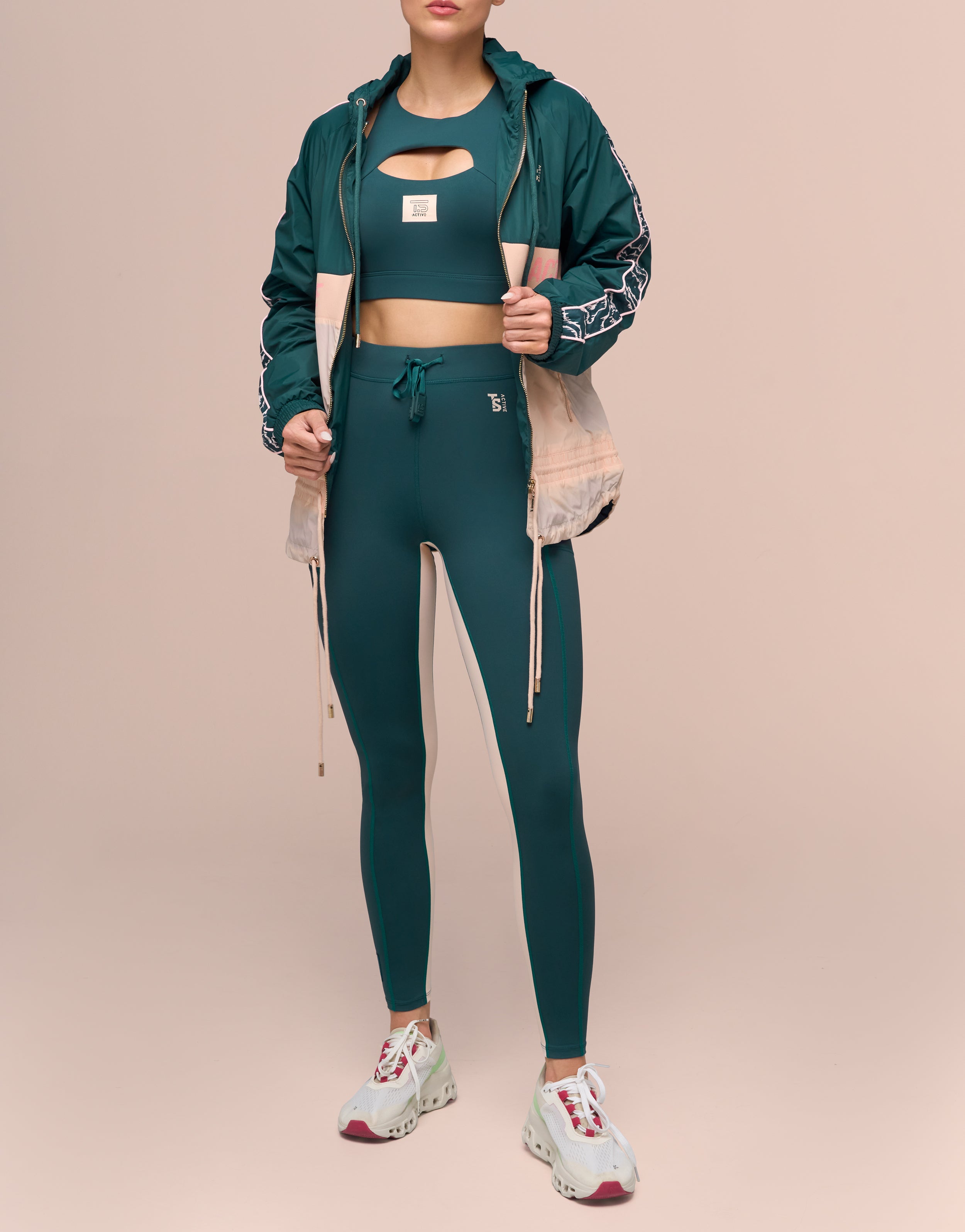 SPORTY GREEN WINDBREAK