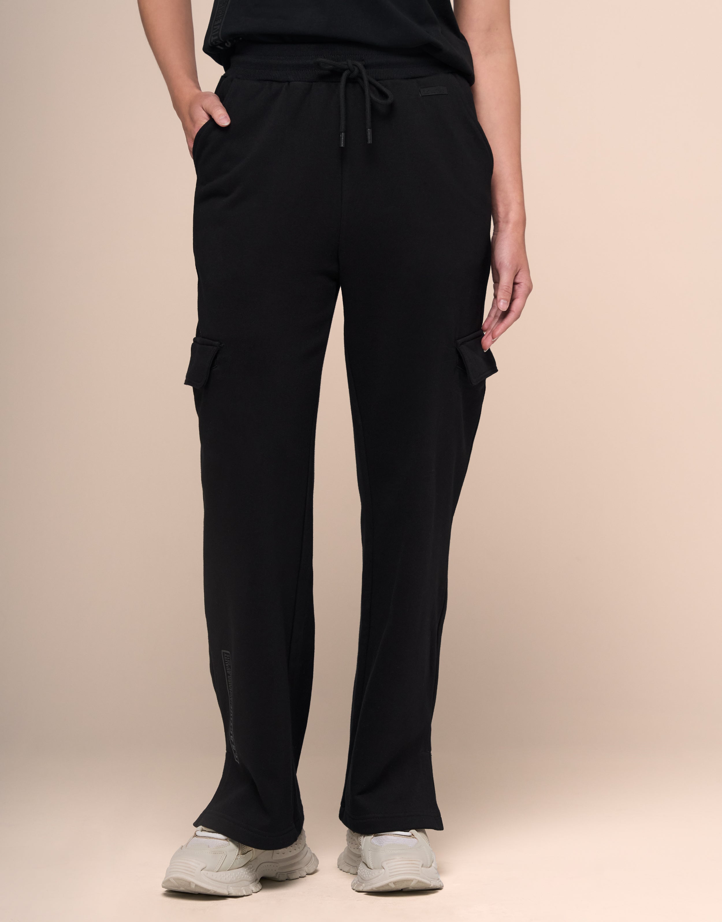 VANILLA BLACK JOGGER
