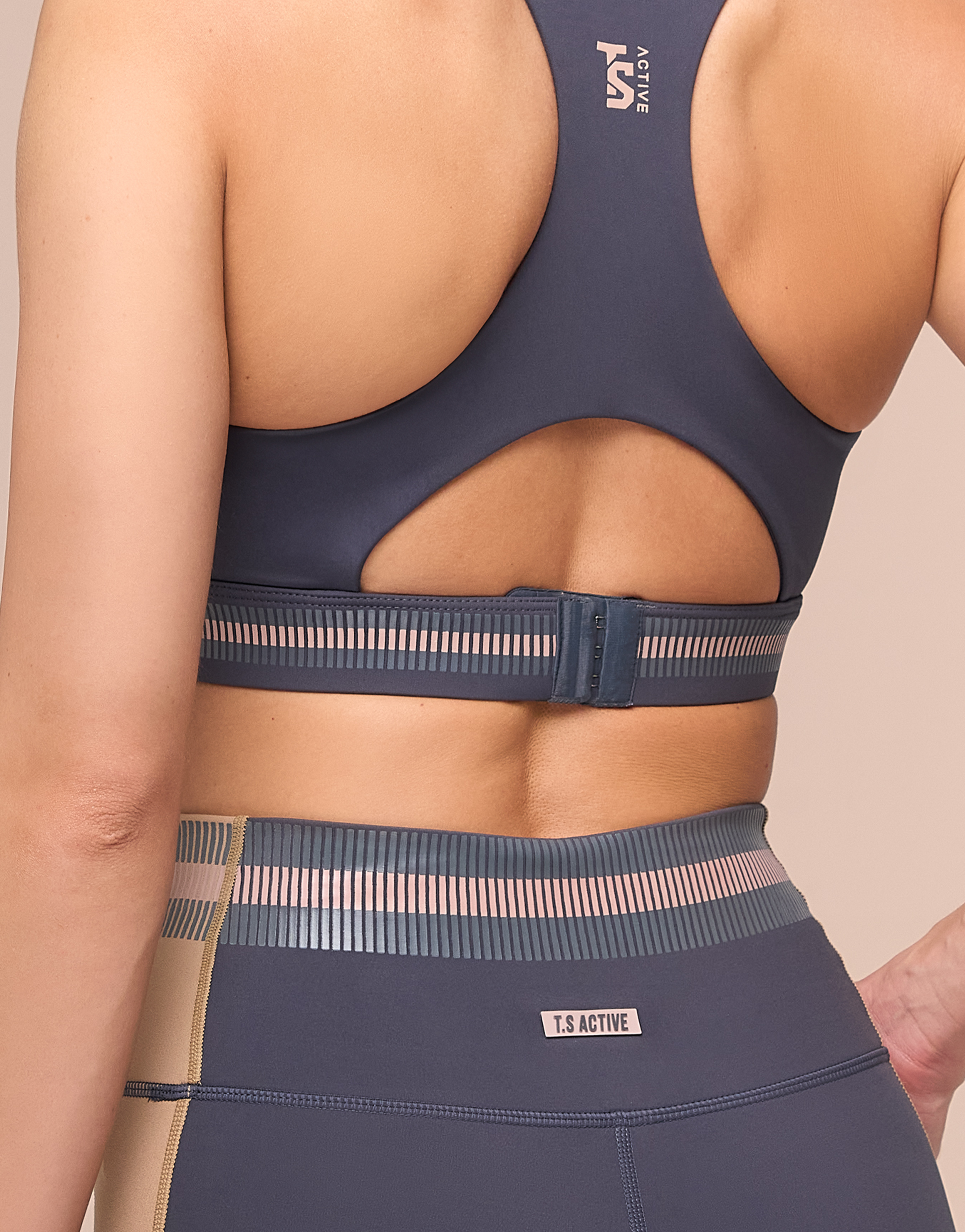 WILD PITCH DARK GREY TOP