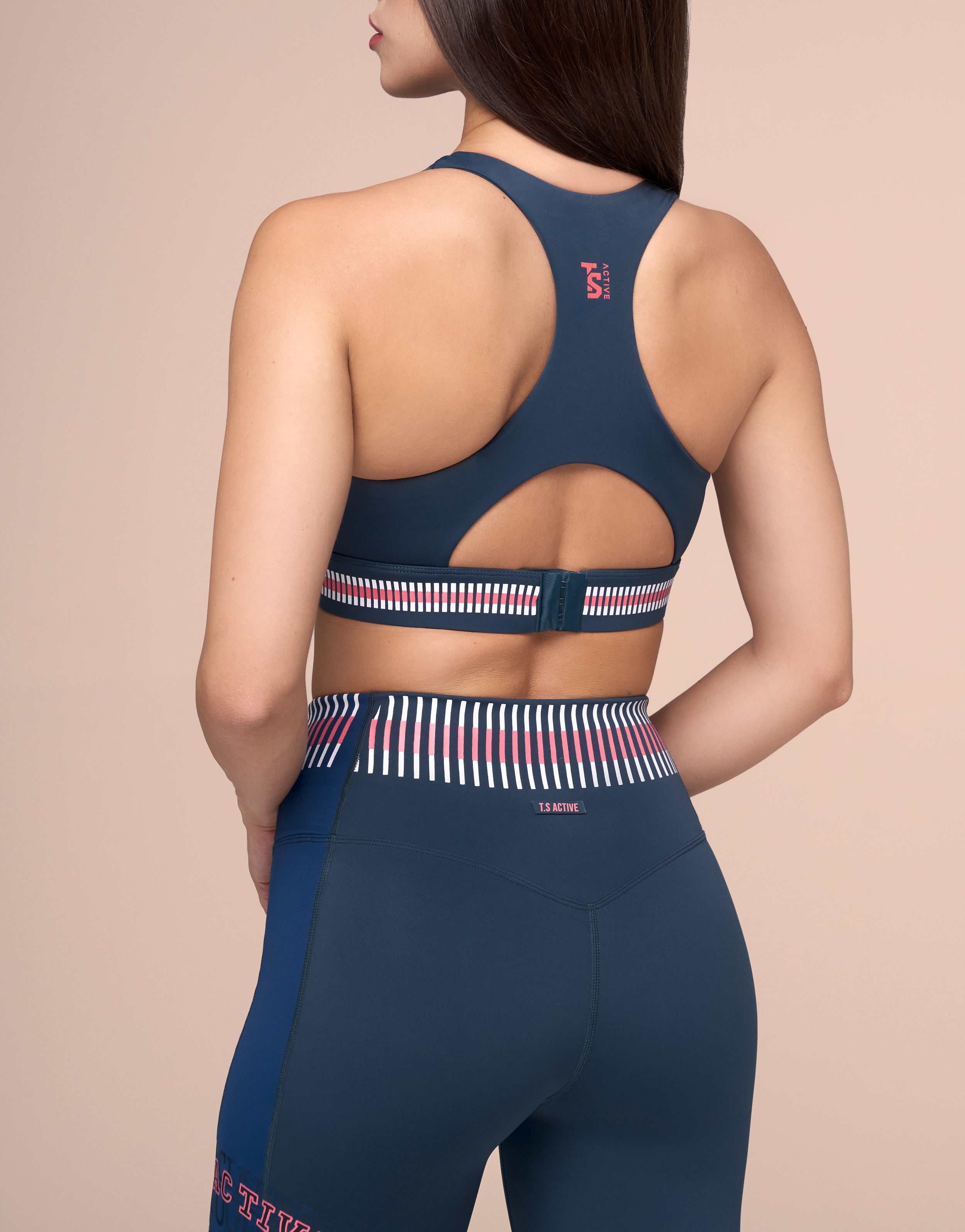 WILD PITCH NAVY TOP