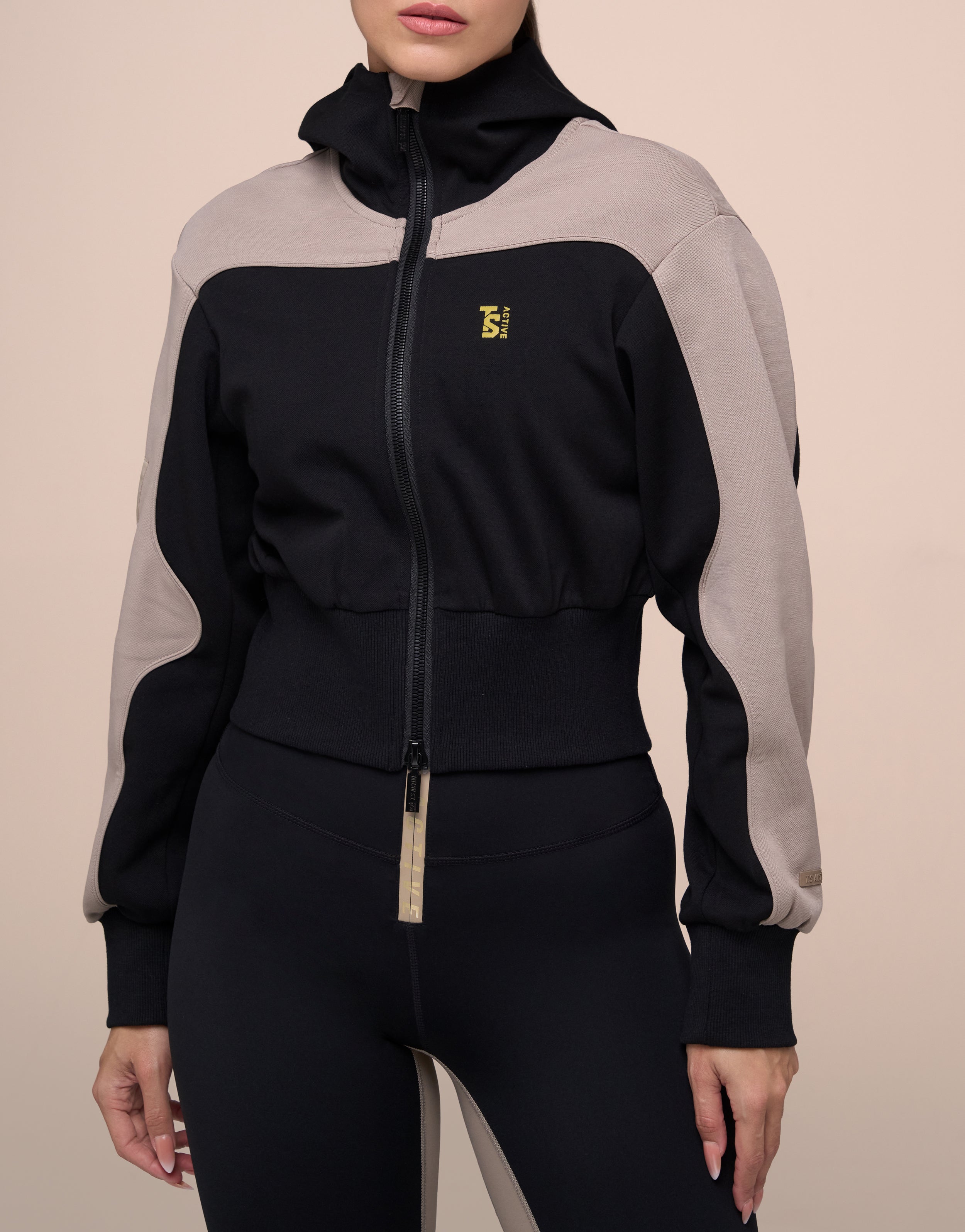 ZIPPED MOCHA WINDBREAK